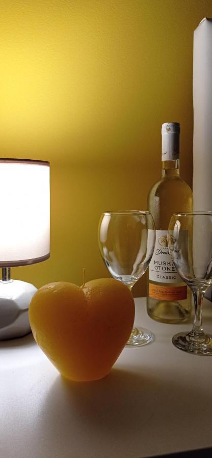 Apartman Sunflower Sremska Mitrovica Luaran gambar